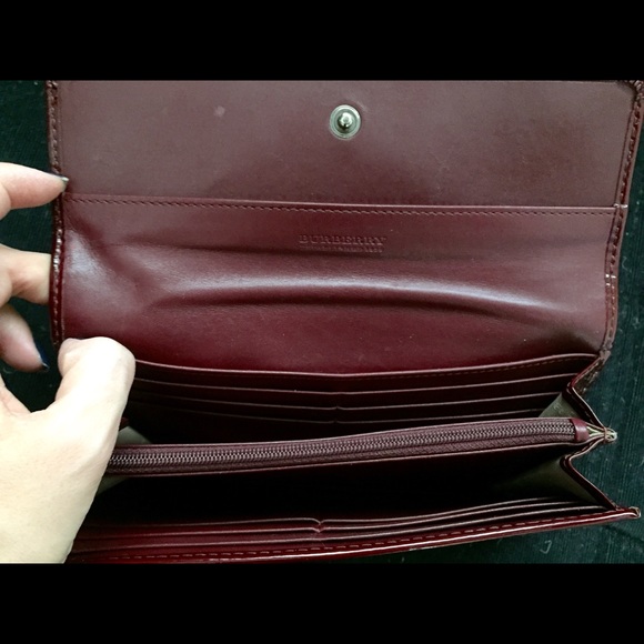 Burberry Wallet, Vintage, Great Condition - Picture 5 of 11